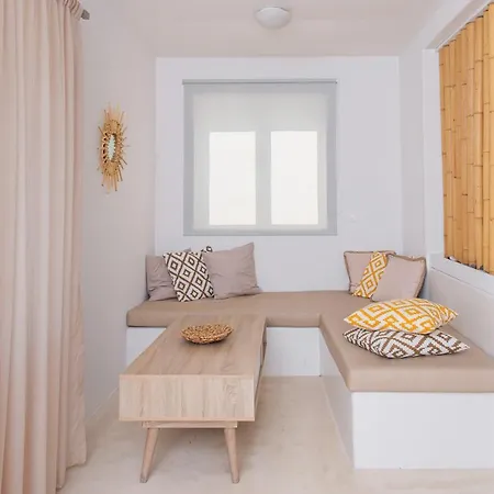 Golden Sunrise Suites Kamari  Exterior photo