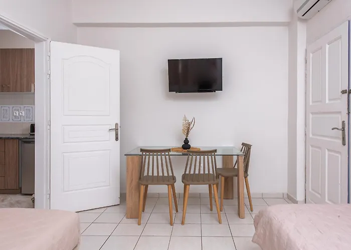 Golden Sunrise Suites